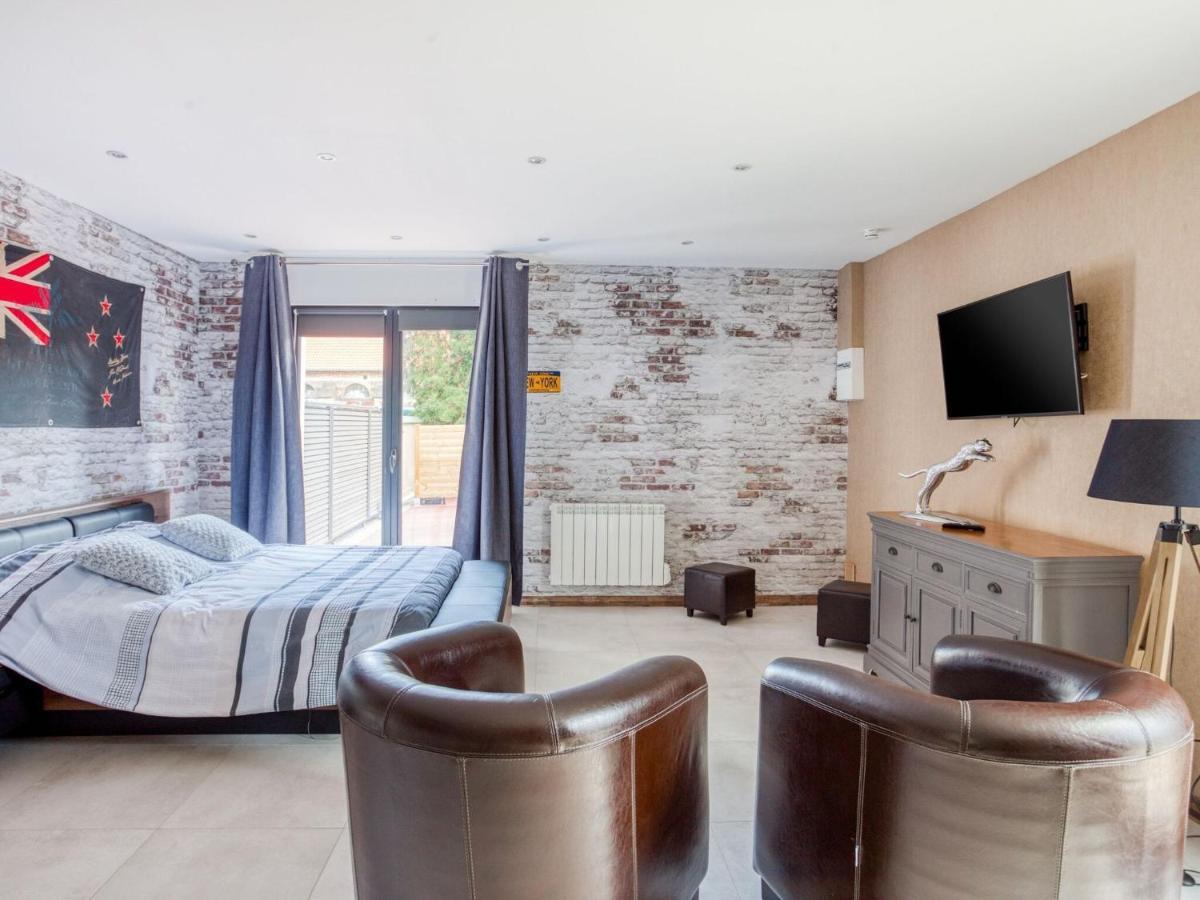 Cosy Apartment In Eperlecques With Fireplace Eksteriør billede